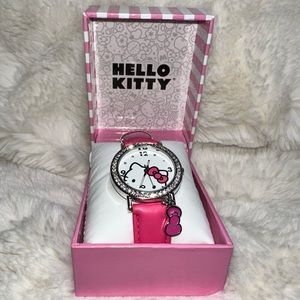 New hello kitty hot pink wrist watch